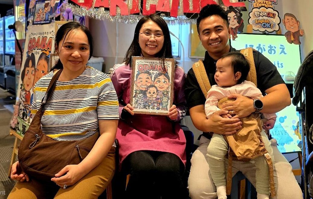 似顔絵師ぴんくぶたはプロ似顔絵師